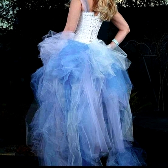 ๐งโโ๏ธโป๏ธ๐Trashion Fashion Alittle About Me (not for sale) - Picture 8 of 11